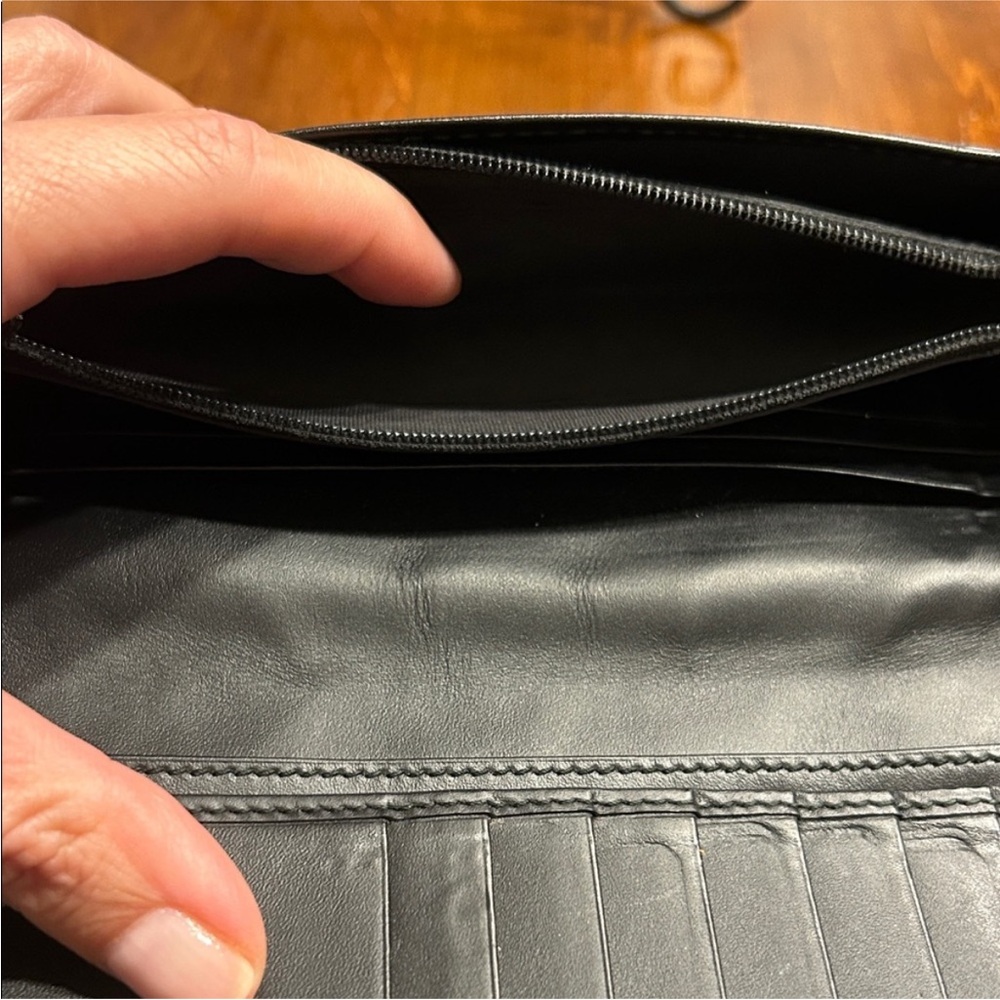 Gucci Guccissma Black Embossed Leather wallet - Picture 9 of 13
